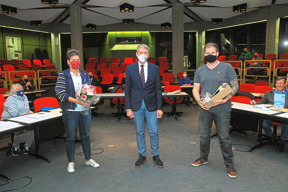 Hubertus Beier (M.) ist fr weitere fnf Jahre zum Vorsitzenden des Ortsausschusses Vorhelm gewhlt worden. Seine neuen Stellvertreter sind Manuela Esper (SPD) und Ren Achten (CDU). 